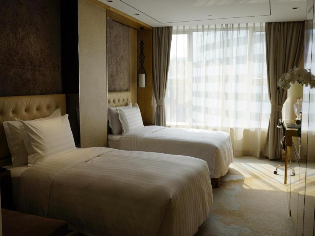 Lia! Beijing Hotel Ngoại thất bức ảnh